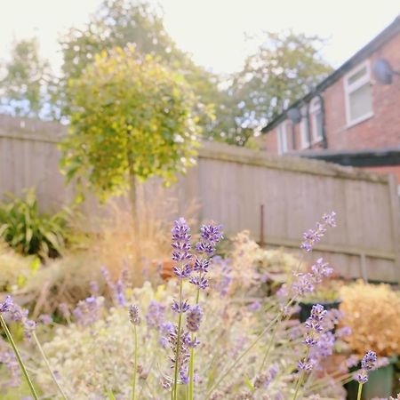 Bee Stays - Caldecott House Manchester Bagian luar foto