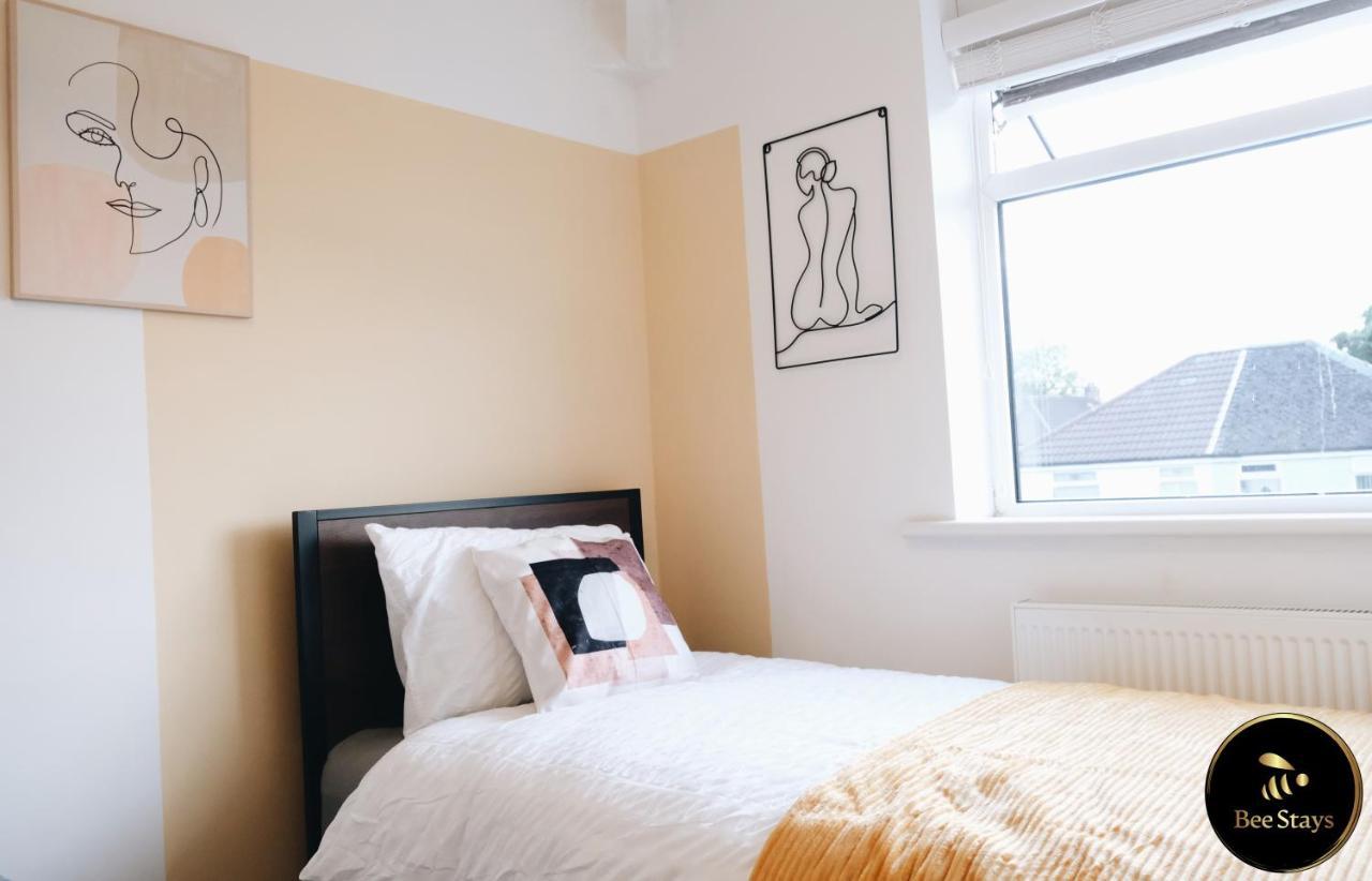 Bee Stays - Caldecott House Manchester Bagian luar foto
